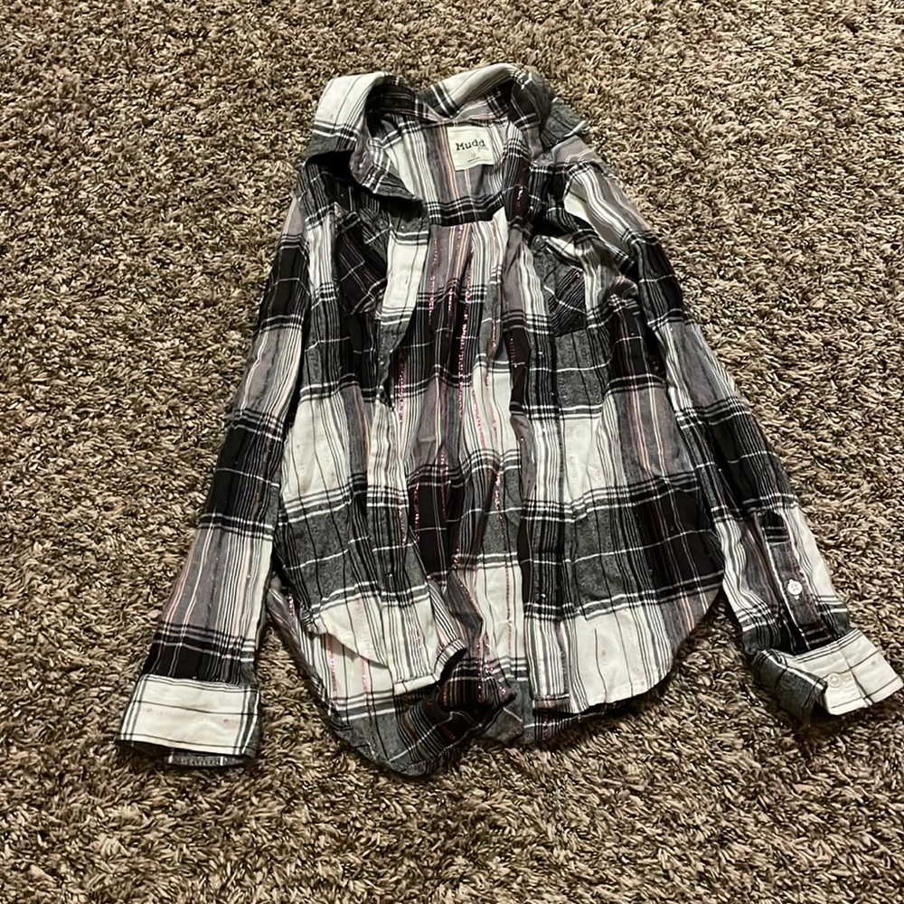 girls black, white and pink flannel